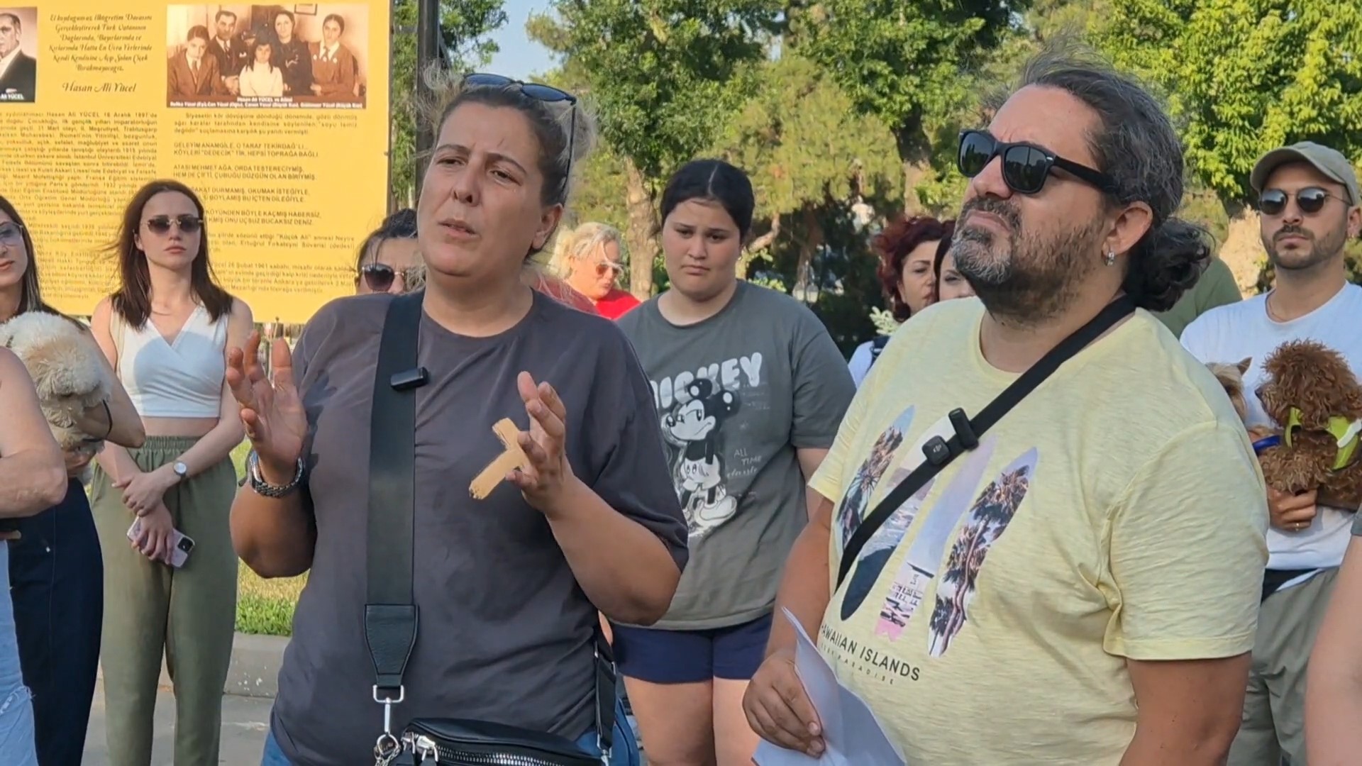 Hayvan otelinde ihmal iddiasıyla eylem yaptılar