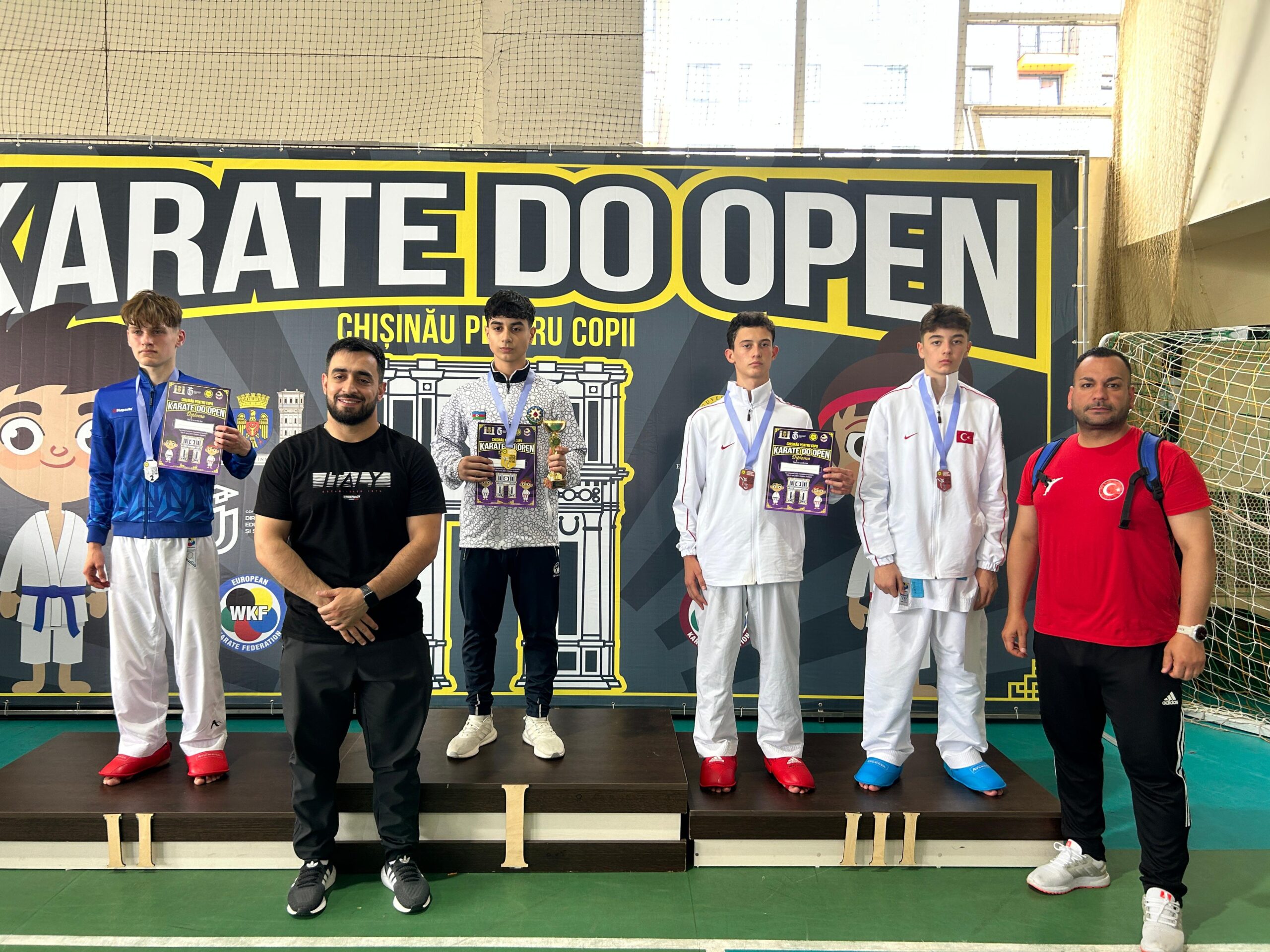 Genç karatecilerden büyük başarı