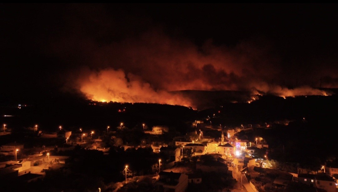 Şarköy yangını 22 saattir devam ediyor