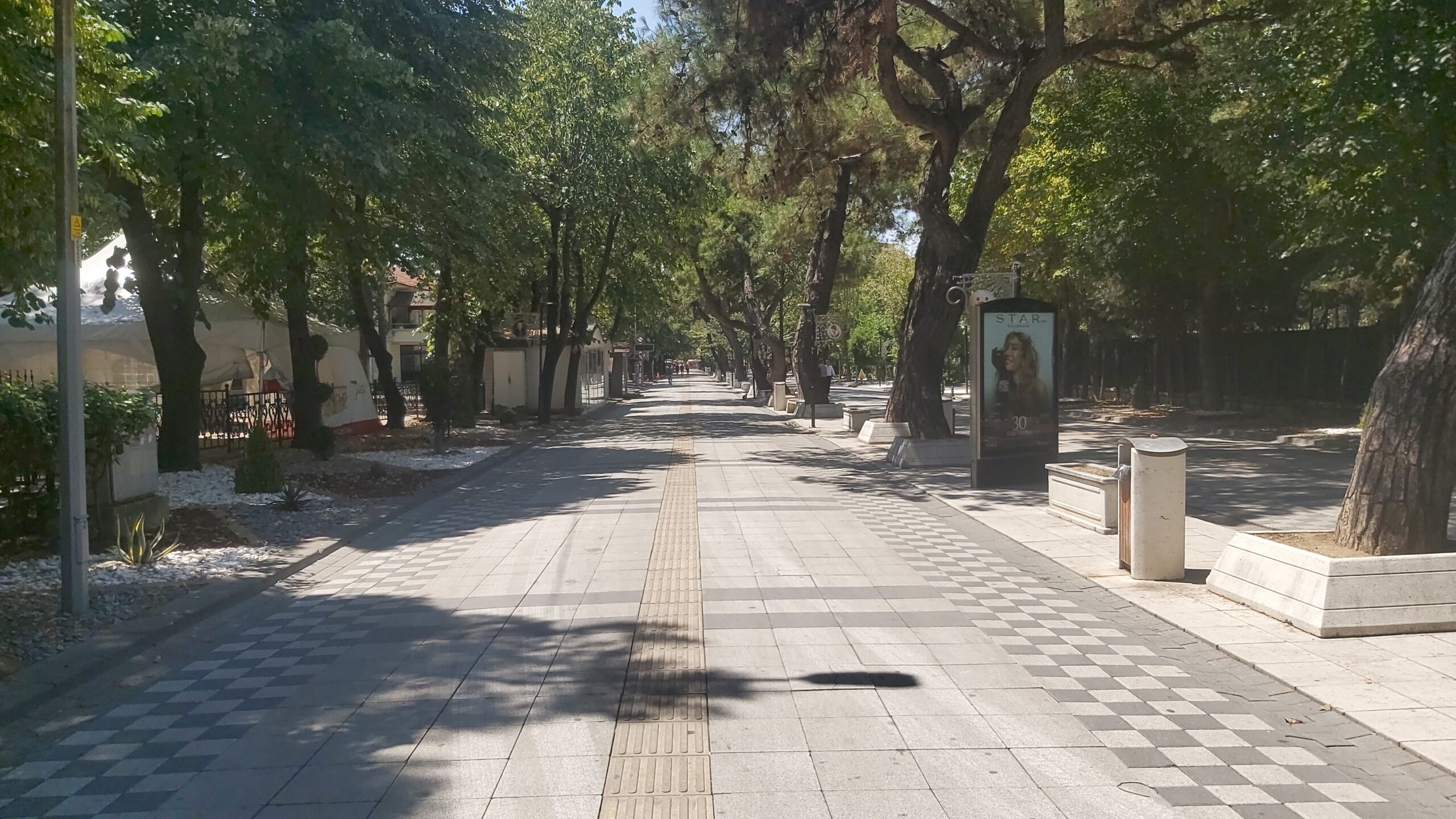 Sıcak hava Trakya’da caddeleri boşalttı