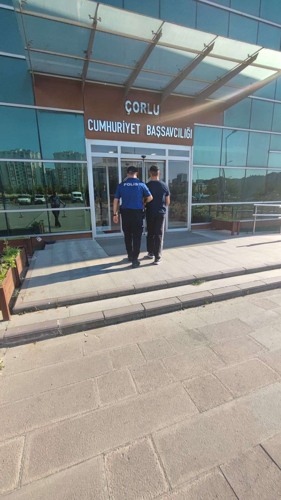 Motosikletli saldırgan tutuklandı