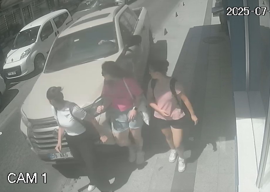 Yayalara çarpan alkollü doktor tutuklandı