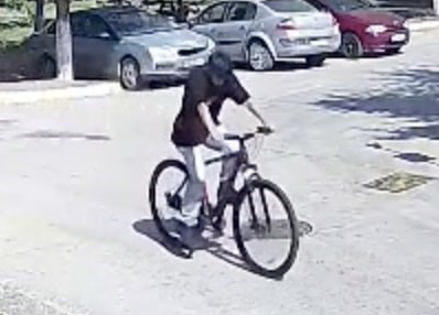 Pişkin hırsıza seslendi: Bisikleti yerine bırak!