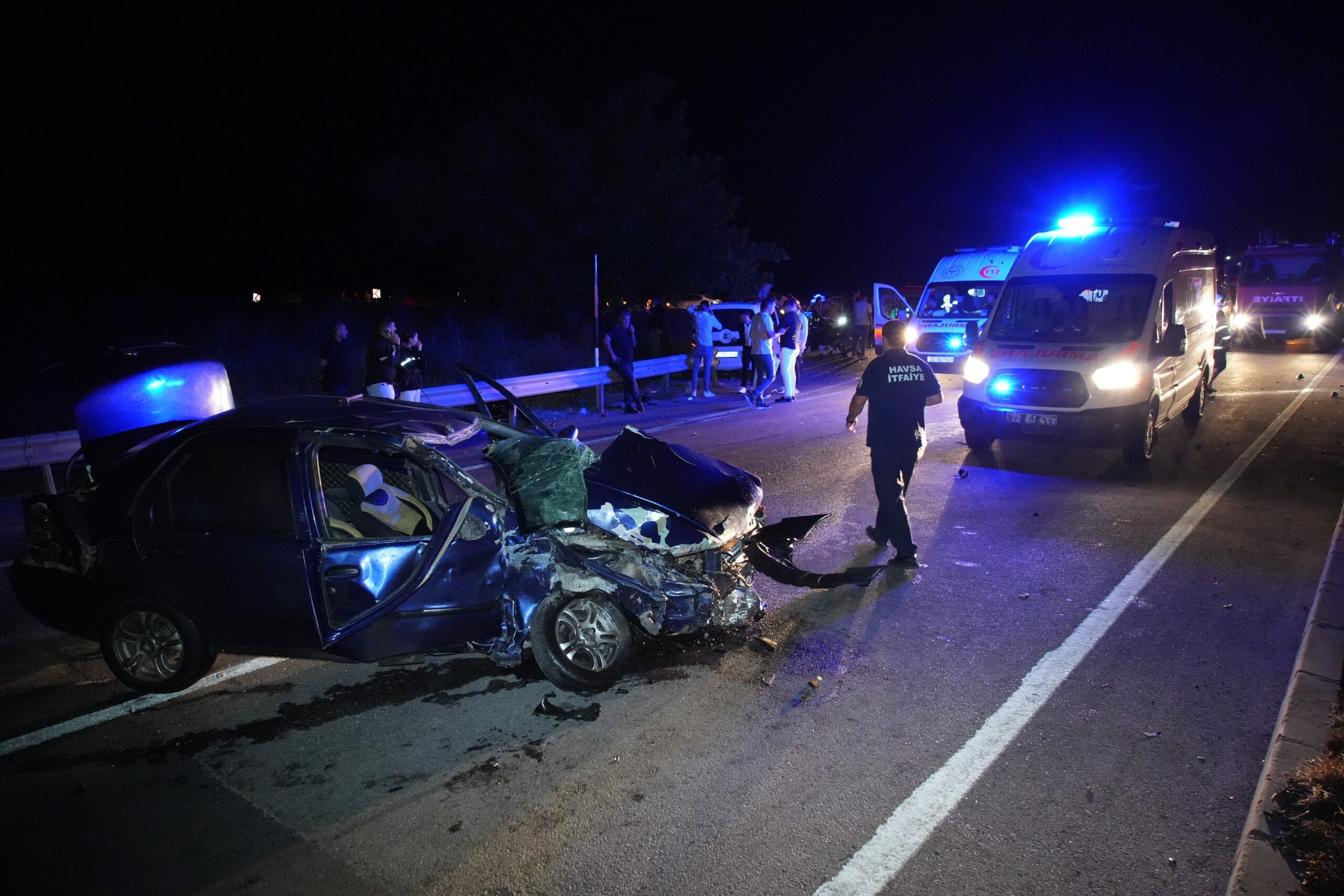 Edirne’de feci kaza: 1’i ağır 5 yaralı