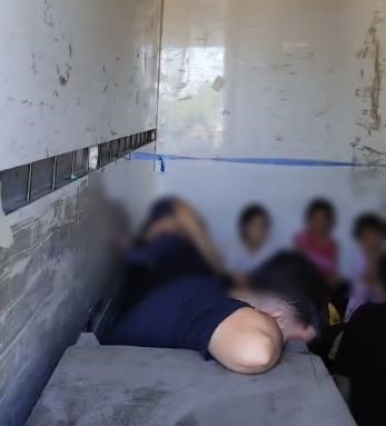 Avrupa’ya kaçış planı kamyonette bitti