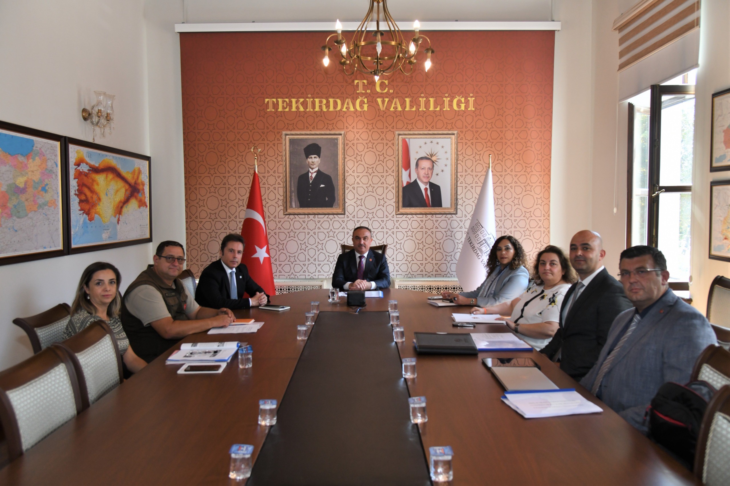 Vali ve başkandan sokak hayvanları duyarlılığı