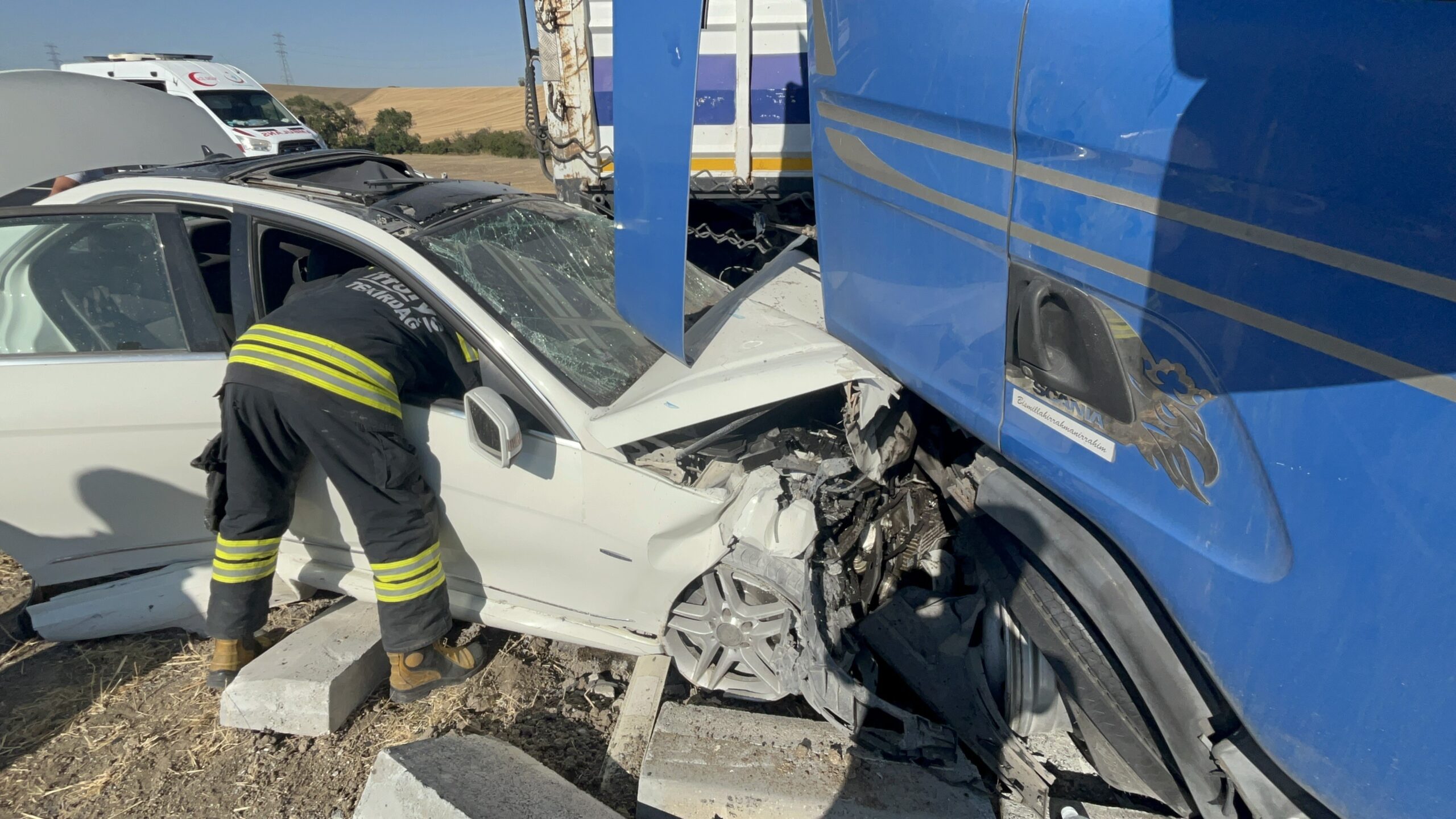 Emniyet kemeri hayat kurtardı