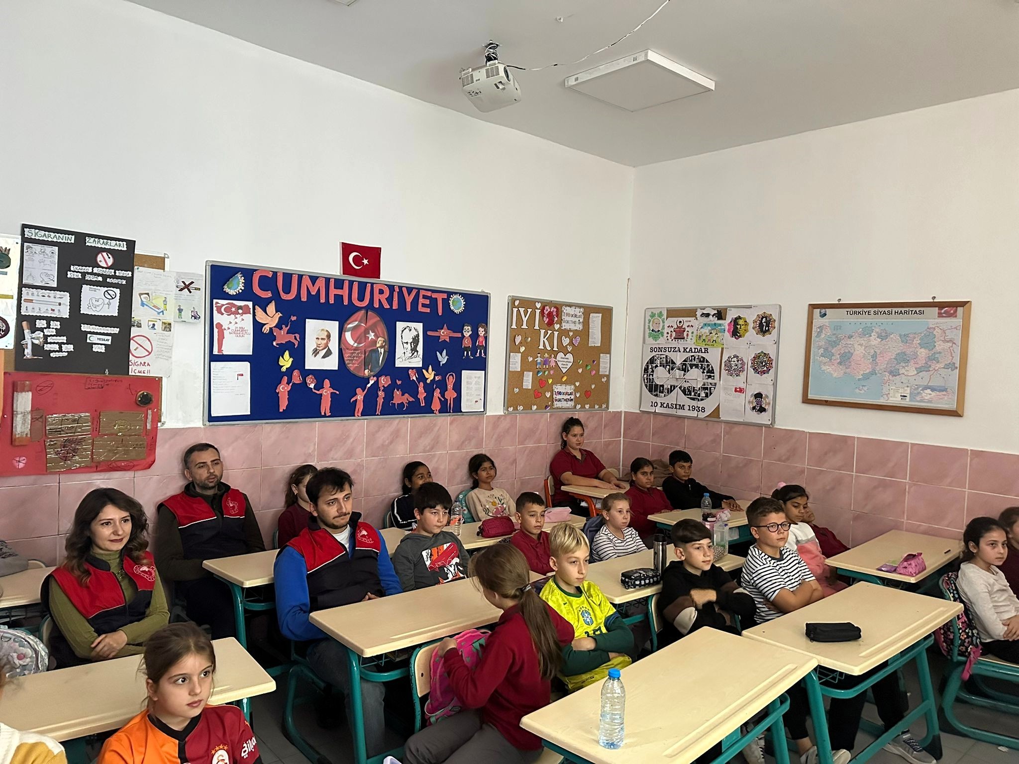 Çocuklara gıda eğitimi veriliyor