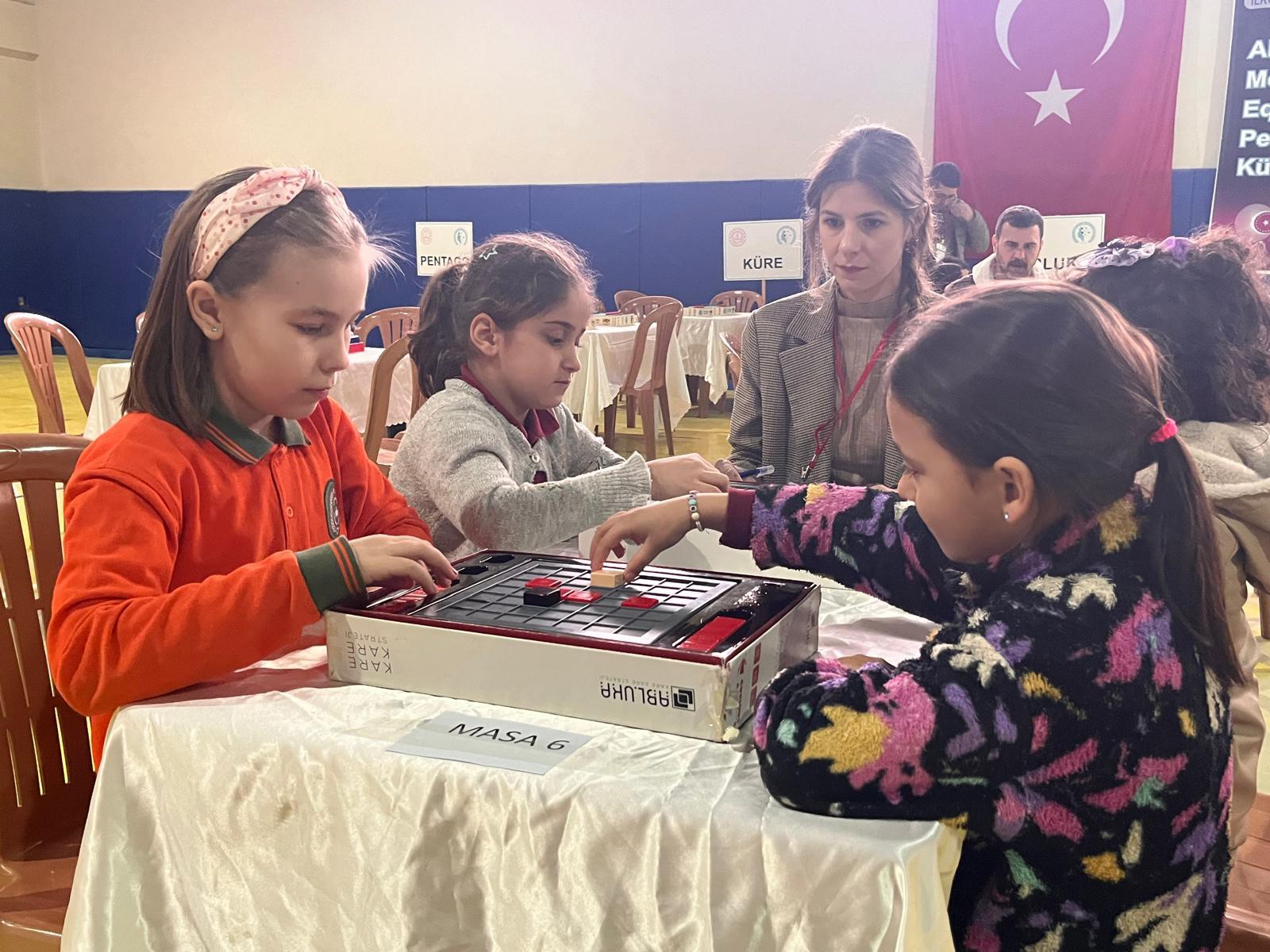 Hayrabolu’da akıl ve zeka oyunları turnuvası